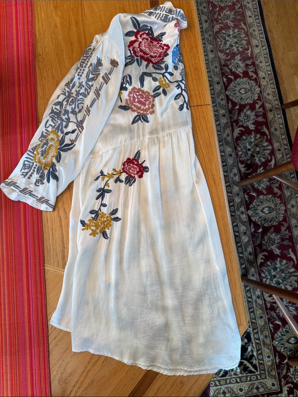 RARE. Johnny Was Sani Satin Blouse/Tunic/Dress size Medium - Picture 10 of 13